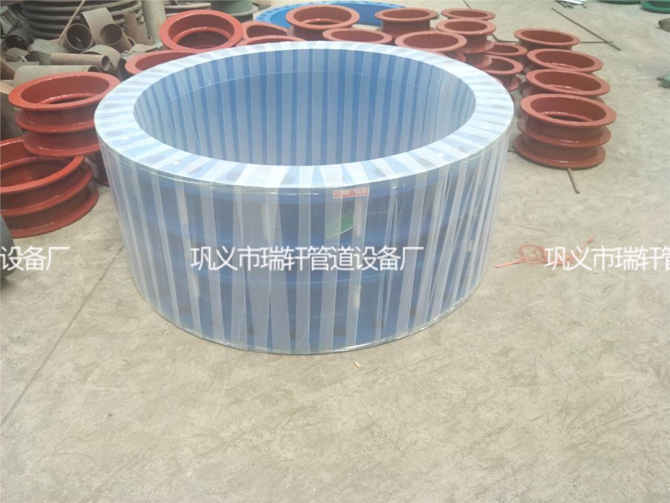 发往贵州DN1200双法兰限位伸缩接头
